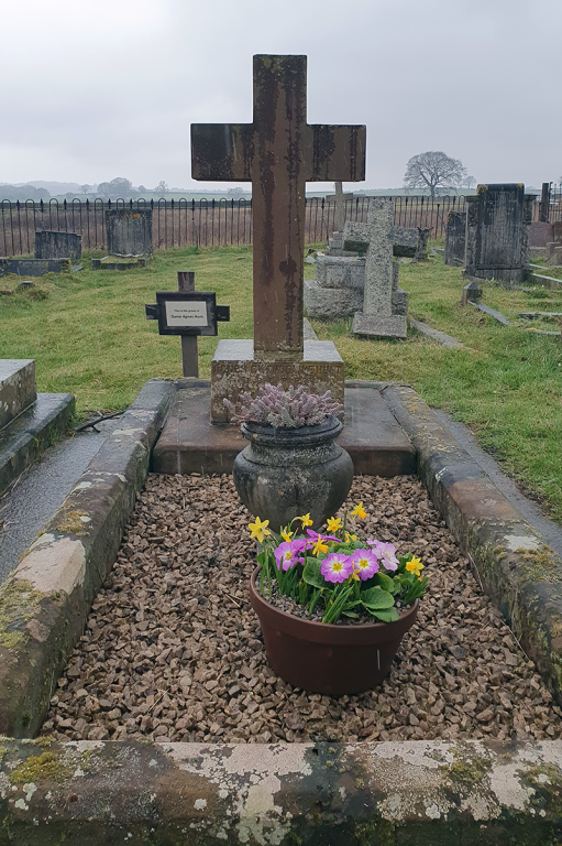 Agnes's grave at Baschurch