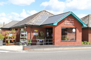 Visit Derwen - Garden Centre